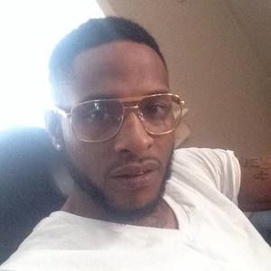 Meet your Posher, Derrick